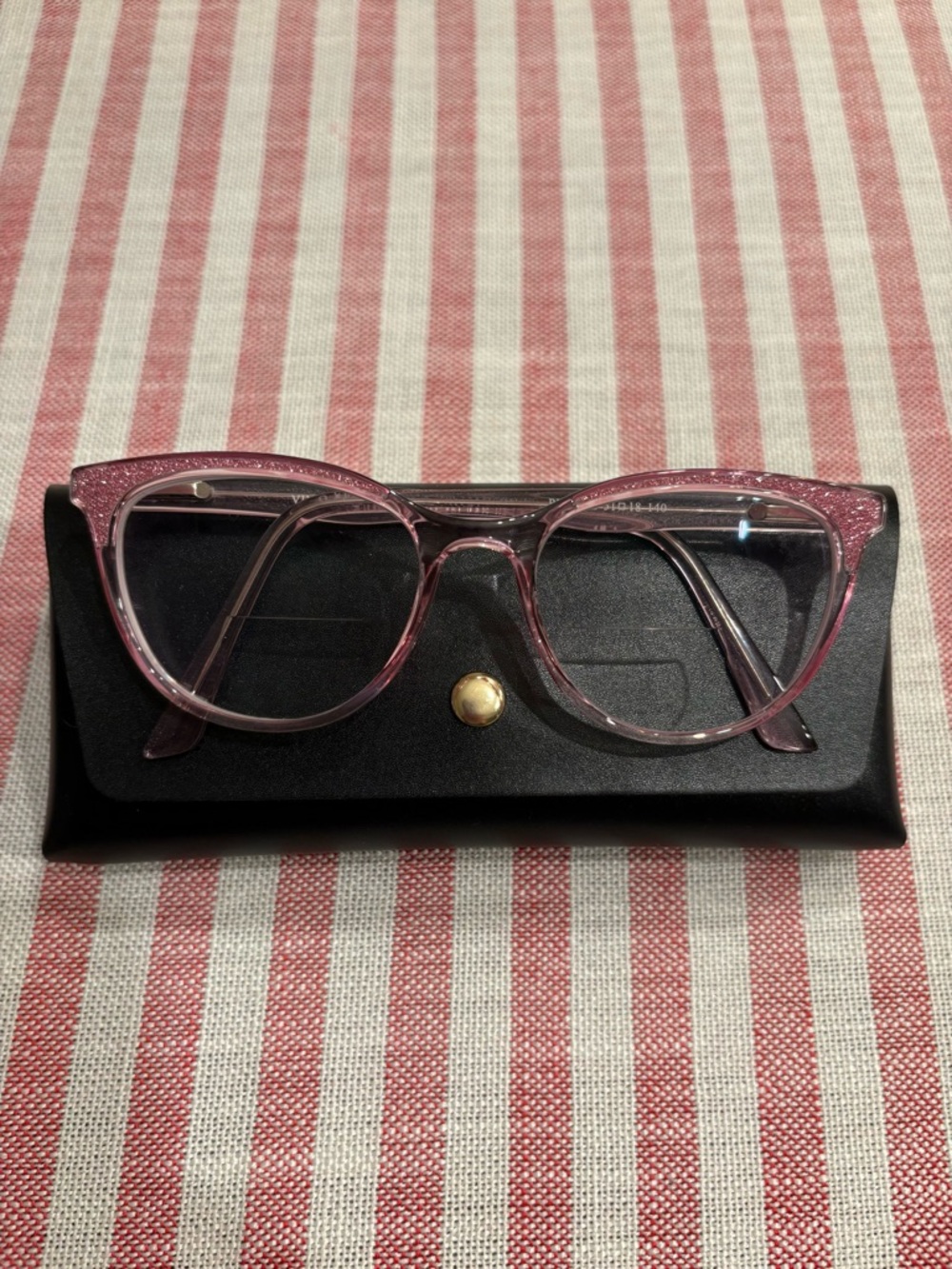 Sparkling Pink Cat-Eye Fashion Glasses
